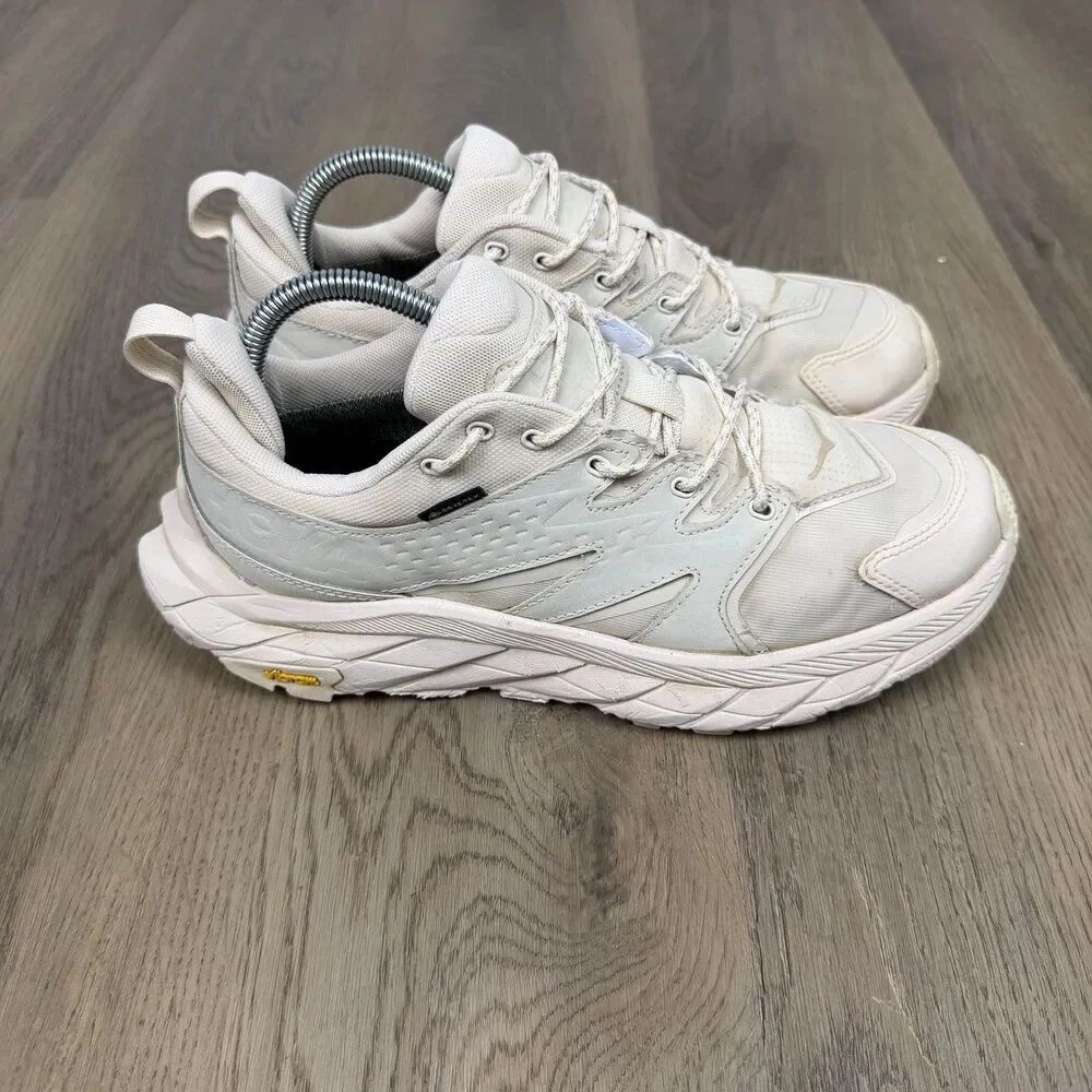 Hoka One One Anacapa Low GTX Shoes Womens Size 8.5 White Hiking 1130531 ESSN
